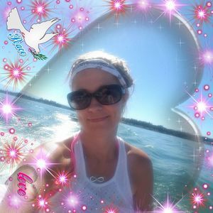 Meet your Posher, Monica